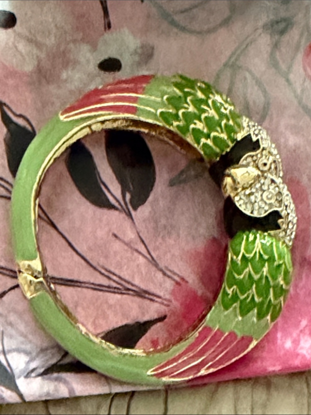 Parrot clamper bracelet green enamel black and pink with crystal gorgeous - Picture 12 of 17